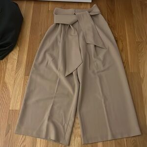 Club Monaco Camel Wide Leg Trouser - LIKE NEW, GREAT CONDITON